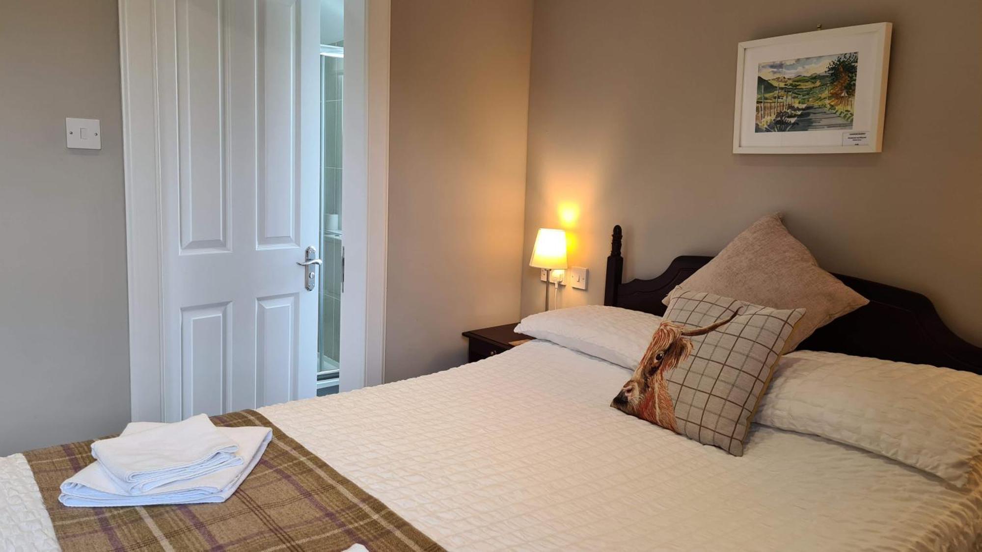 Glenisla Hotel Blairgowrie and Rattray Exteriör bild