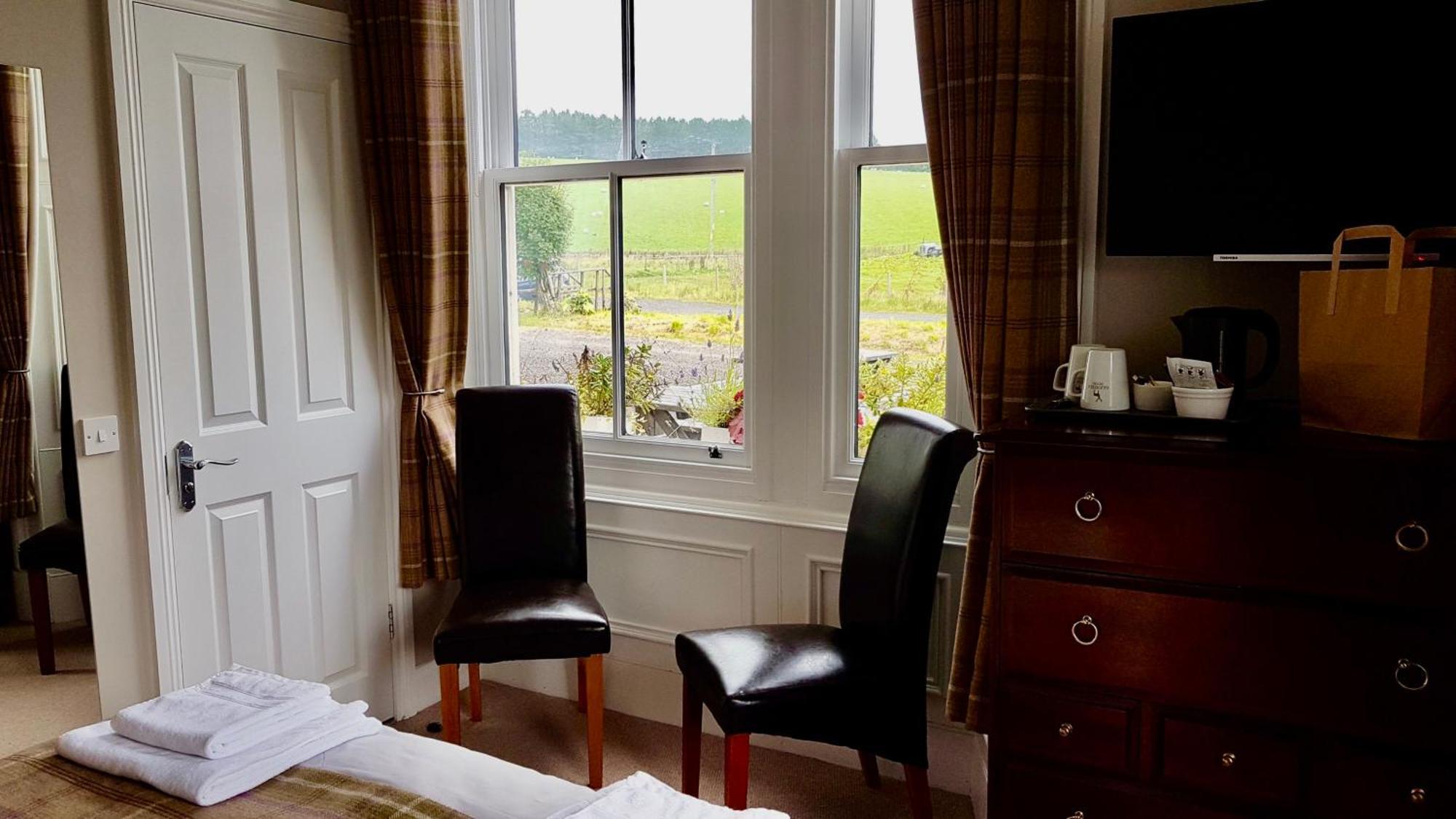 Glenisla Hotel Blairgowrie and Rattray Exteriör bild